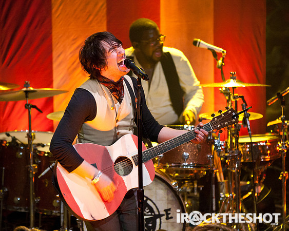 Plain White Ts-2