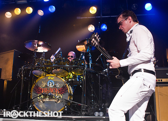 black_country_communion_at_starland_ballroom-31