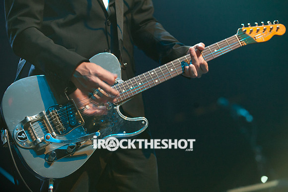 white lies terminal 5-21