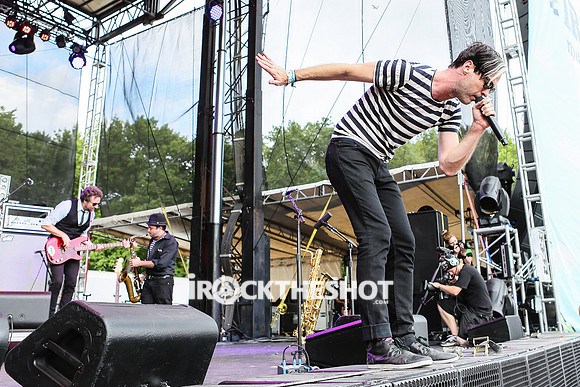 fitz and the tantrums at firefly festival-11
