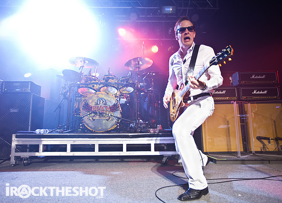 black_country_communion_at_starland_ballroom-9