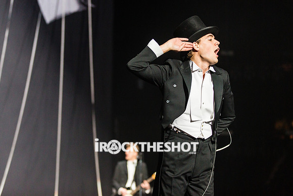 the-hives-at-madison-square-garden-5