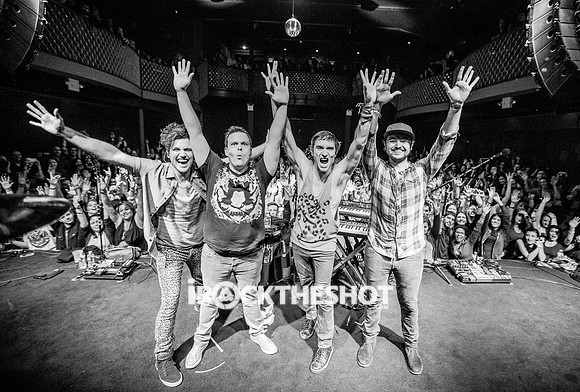 walk the moon music hall-42