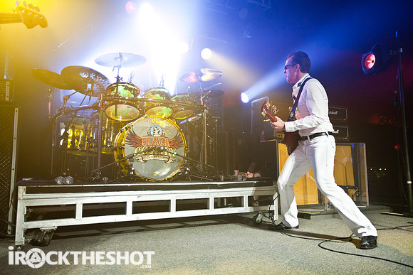 black_country_communion_at_starland_ballroom-2