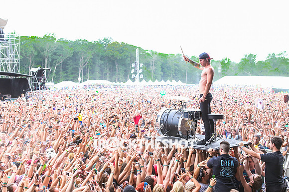 twentyone-pilots-at-firefly-festival-11