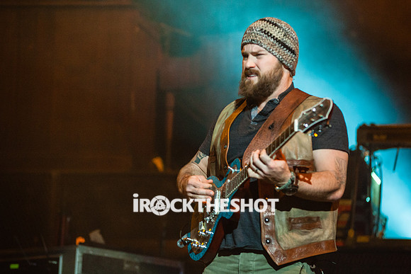 zac brown band at izod center-23