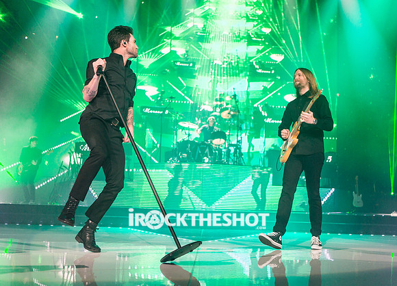 maroon 5 at madison square garden-29