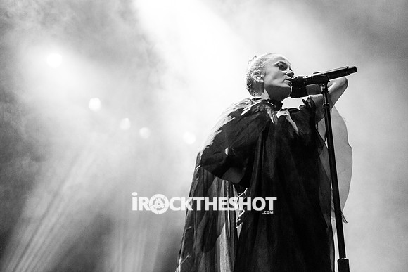 garbage-at-the-wellmont-theatre