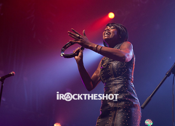 fitz & the tantrums at terminal 5-2