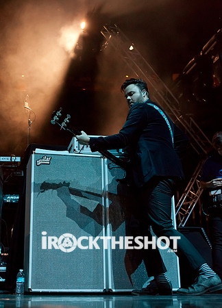 neon trees at msg-13