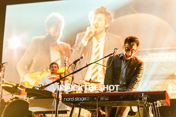 passion pit at madison square garden-9