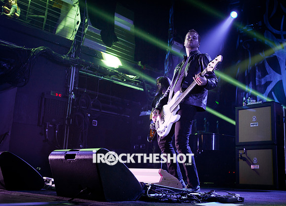 evanescence at terminal 5-17
