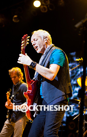 peter frampton at the wellmont (18 of 19)