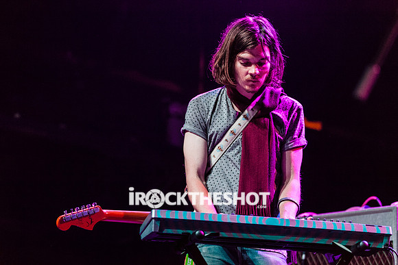 tame impala at terminal 5-3