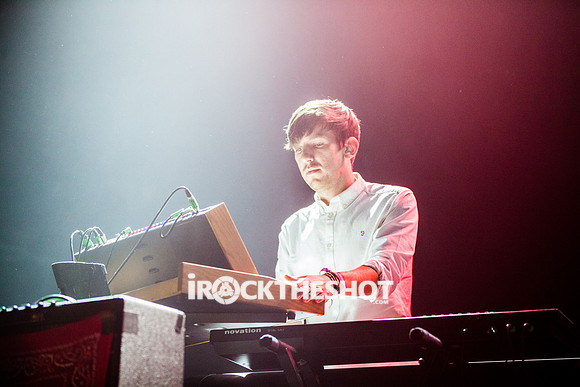 foals-at-terminal-5-7