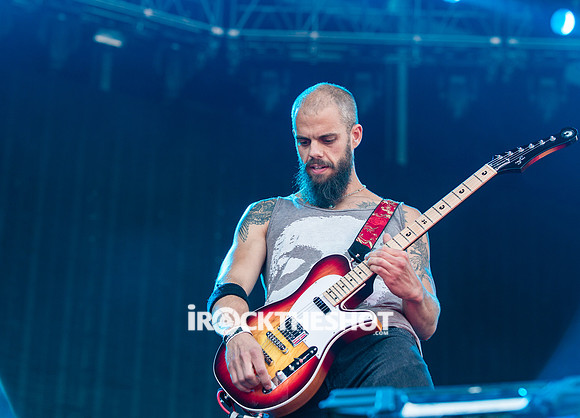 baroness at orion-18