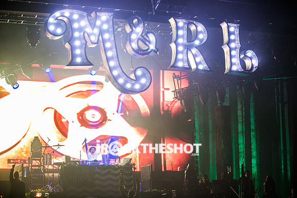 macklemore-and-ryan-lewis-at-the-theater-at-madison-square-garden-15