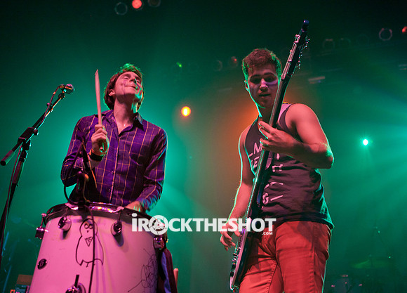 walk the moon at terminal 5-9