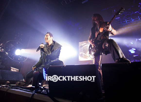 janes addiction at the wellmont theatre-13