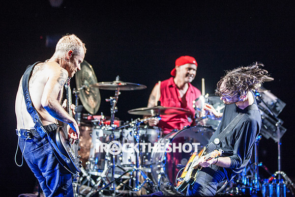 red-ht-chili-peppers-at-firefly-festival-3