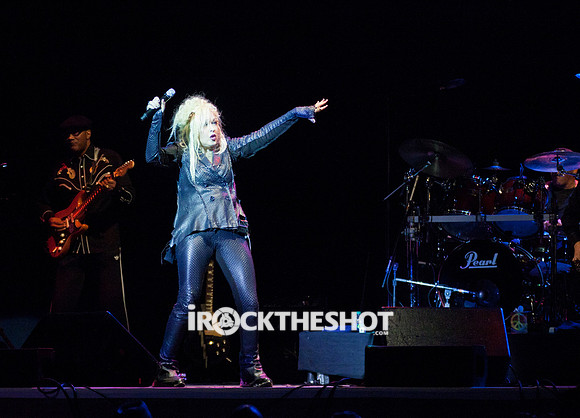 cyndi lauper at the wellmont theatre-21