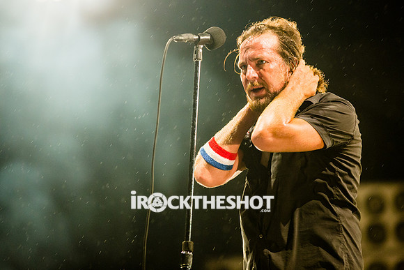 pearl jam at mia-20