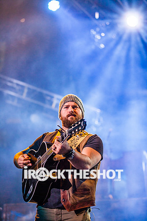 zac brown band at izod center-6