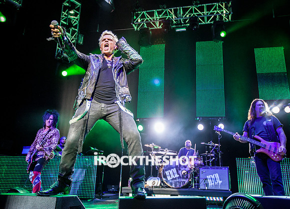 billy-idol-at-the-capitol-theatre-4