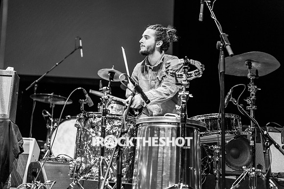 the growl at terminal 5-9