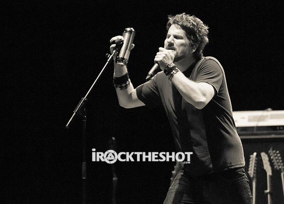 matt nathanson at the wellmont-18