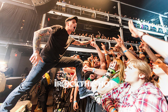 dropkick-murphys-at-terminal-5-12