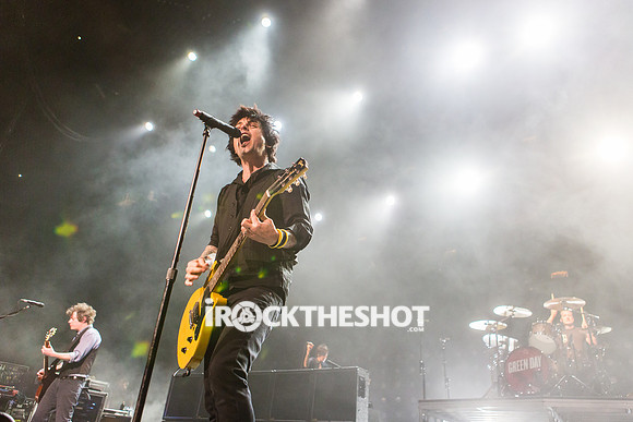 green-day-at-barclays-center-32