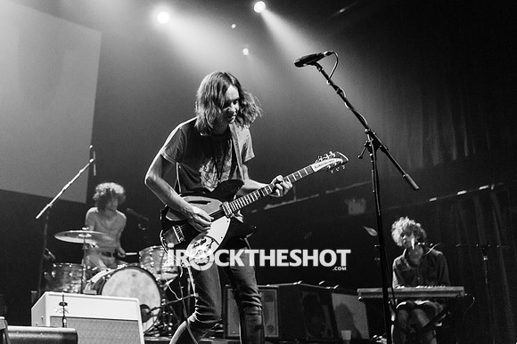 tame impala at terminal 5-13