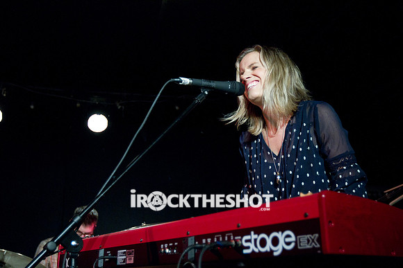 katie herzig at mercury lounge-11
