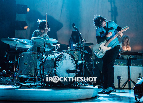 jack white at radio city music hall-5