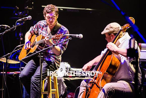 phillip phillips at the capitol theatre-11