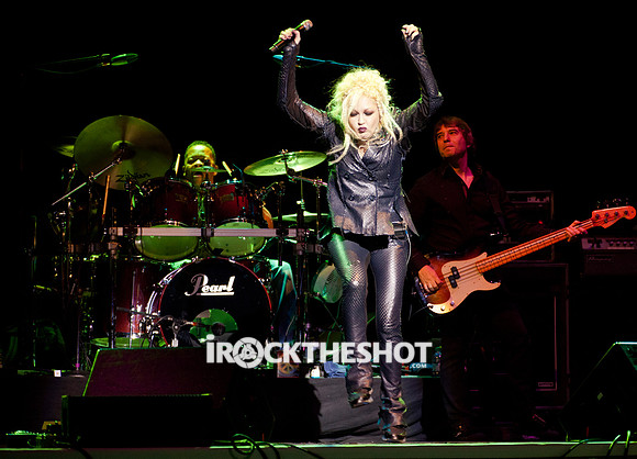 cyndi lauper at the wellmont theatre-1