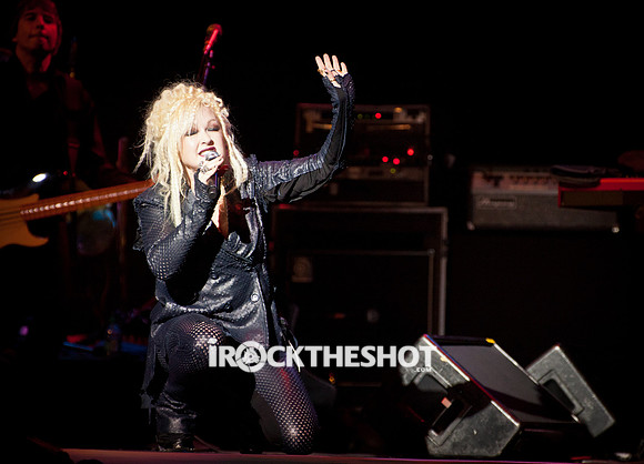 cyndi lauper at the wellmont theatre-23