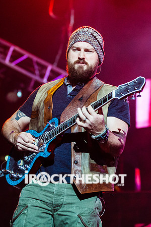 zac brown band at izod center-26