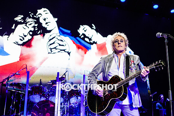 the who cares at madison square garden-18