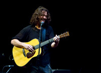 chris cornell at the carnegie  hall-6