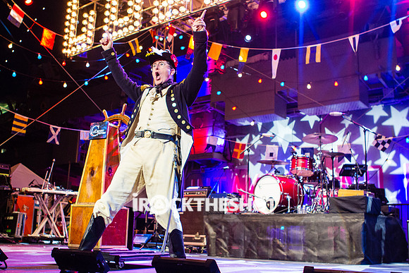Stephest Colbchella at the Intrepid-2