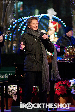 Barry Manilow