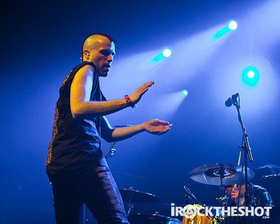 Neon Trees-7