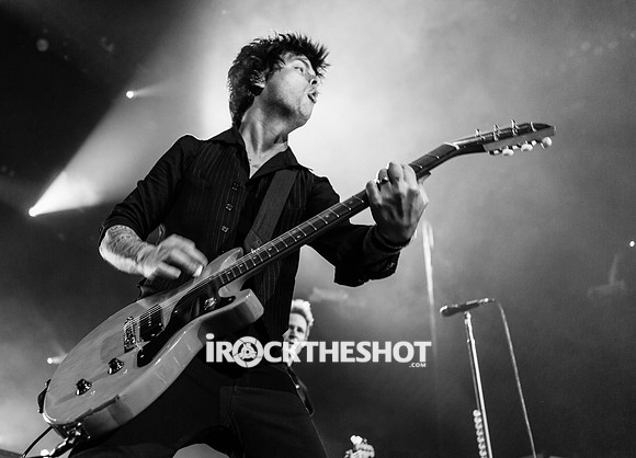 green-day-at-barclays-center-28
