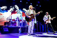 the who cares at madison square garden-17
