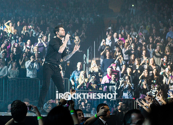 maroon 5 at madison square garden-4