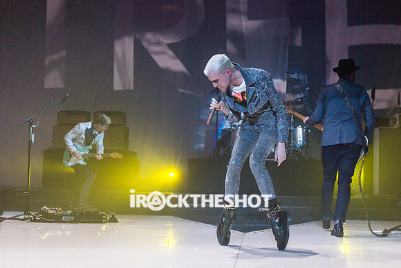 neon trees at madison square garden-20