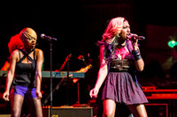 cyndi lauper home for the holidays-16