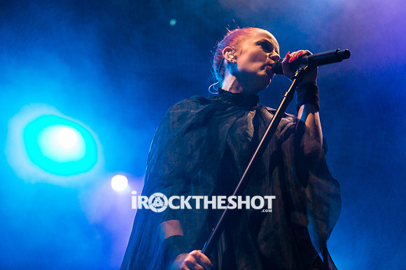 garbage-at-the-wellmont-theatre-12
